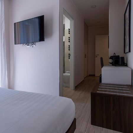 Mama Guest House Чампино Экстерьер фото
