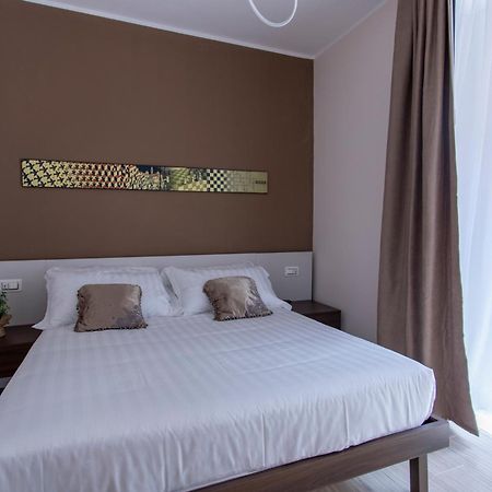 Mama Guest House Чампино Экстерьер фото