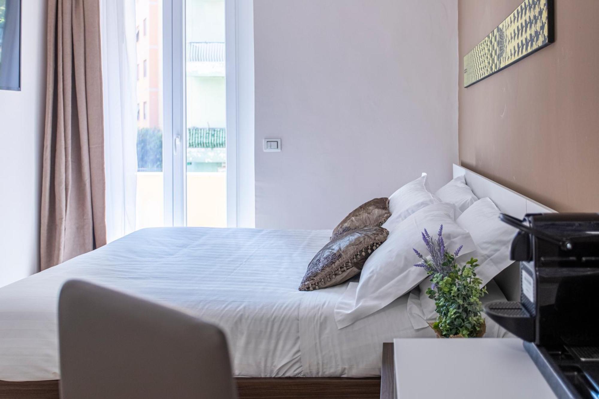 Mama Guest House Чампино Экстерьер фото