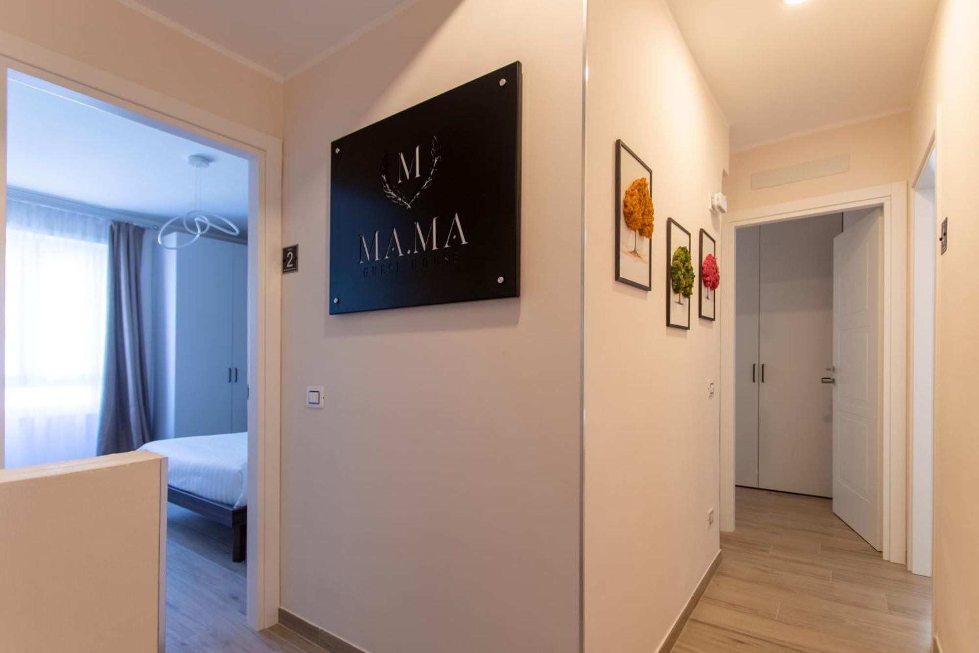 Mama Guest House Чампино Экстерьер фото